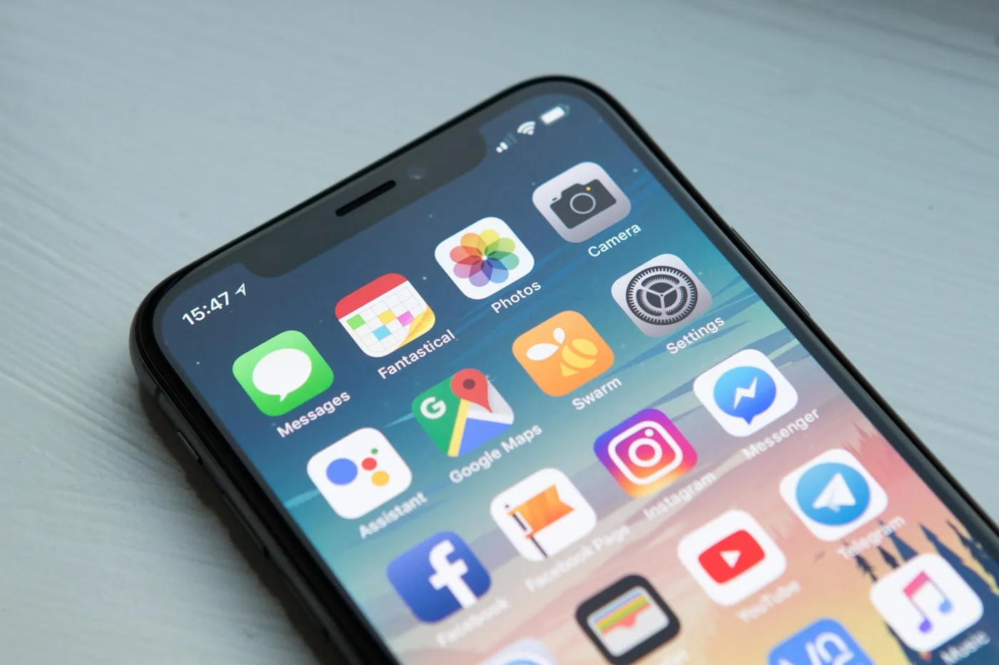 Aplikacja Android na smartfonie — tworzenie aplikacji i gier